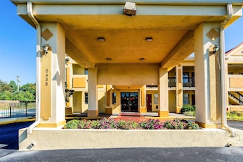 econo lodge christiansburg blacksburg i 81