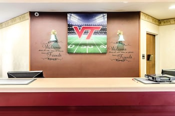 Econo Lodge Christiansburg-Blacksburg I-81,Christiansburg>>Blacksburg,2 star