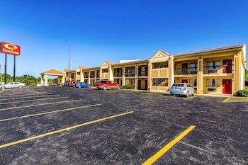 Econo Lodge Christiansburg-Blacksburg I-81,Christiansburg>>Blacksburg,2 star