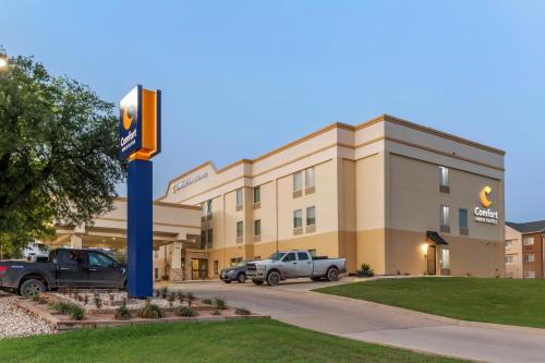 comfort inn and suites temple medical center