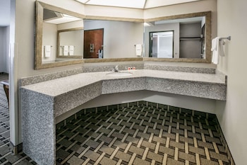 Baymont By Wyndham Lawton,Fort Sill>>Comanche,3 star