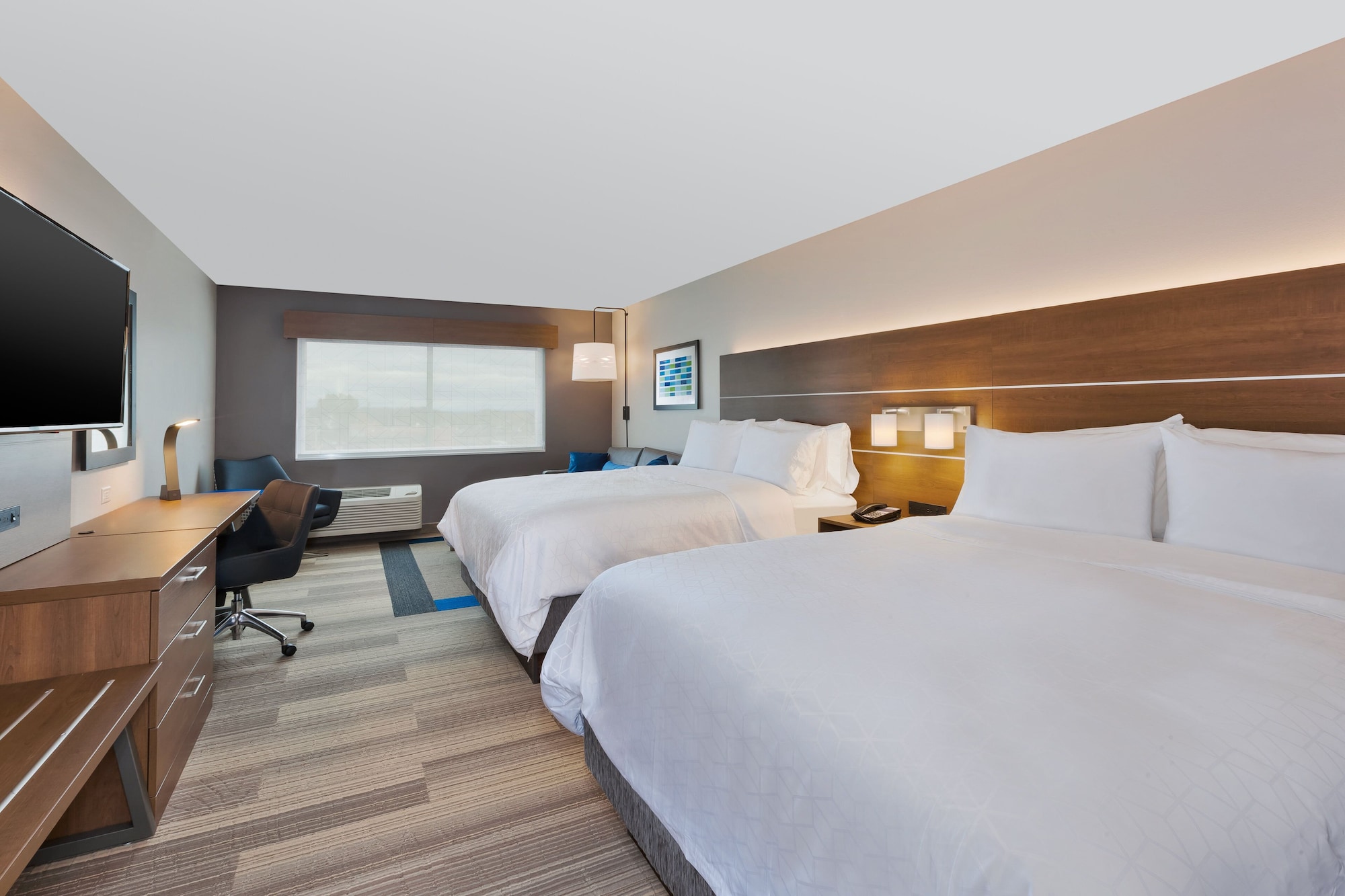 holiday inn express and suites eau claire west i 94