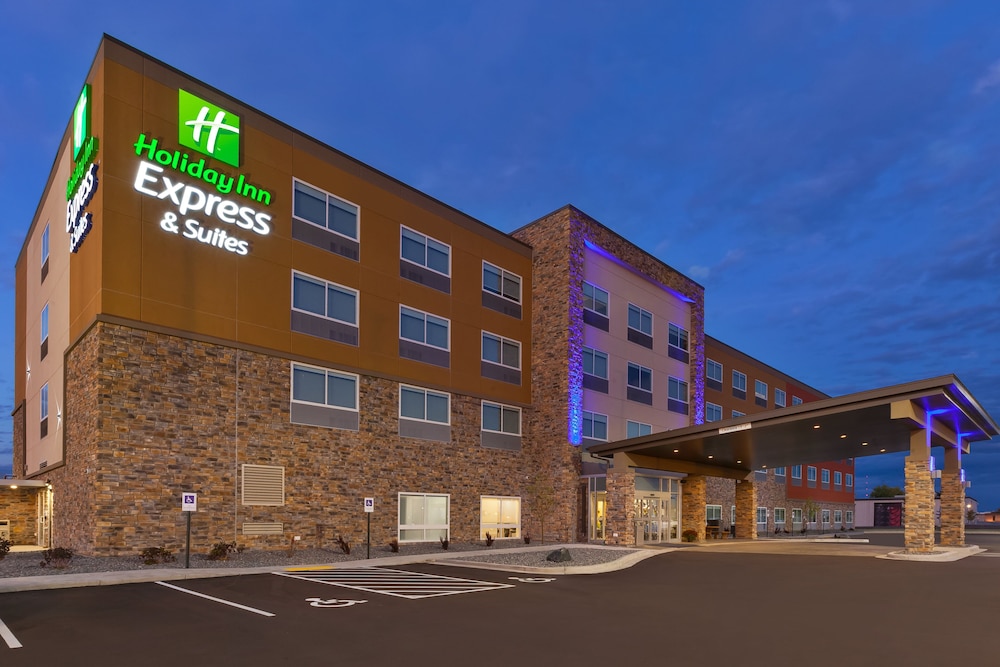 holiday inn express and suites eau claire west i 94