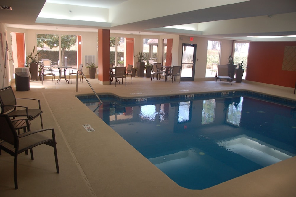 holiday inn express tifton by ihg