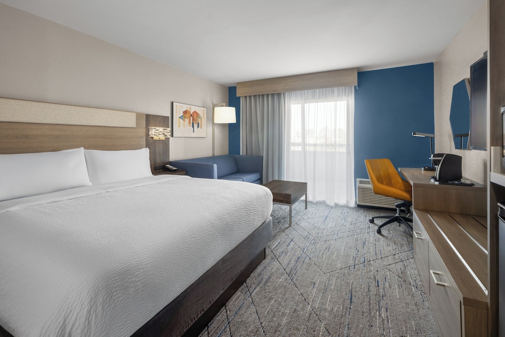 holiday inn express tifton by ihg
