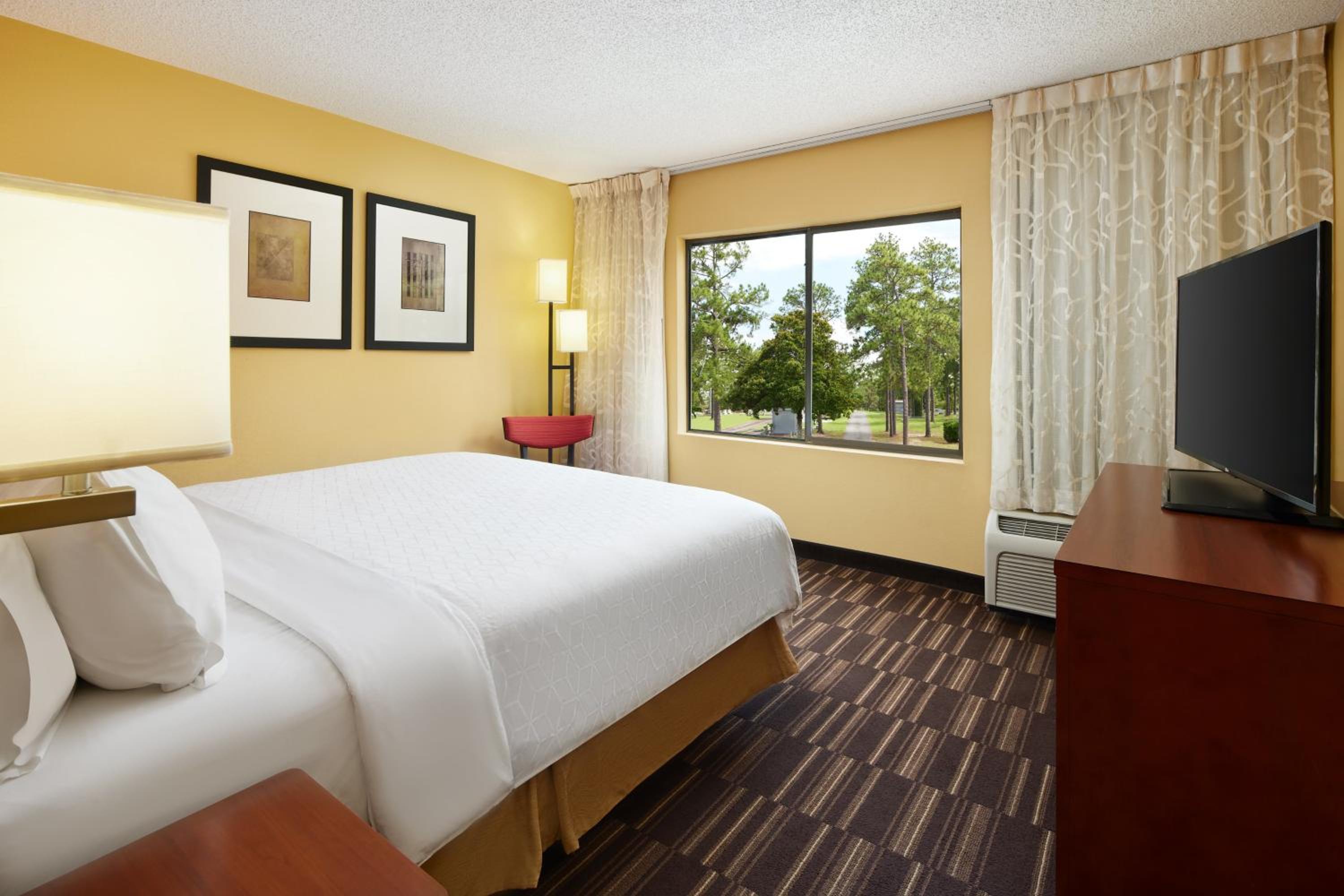 holiday inn express tifton by ihg