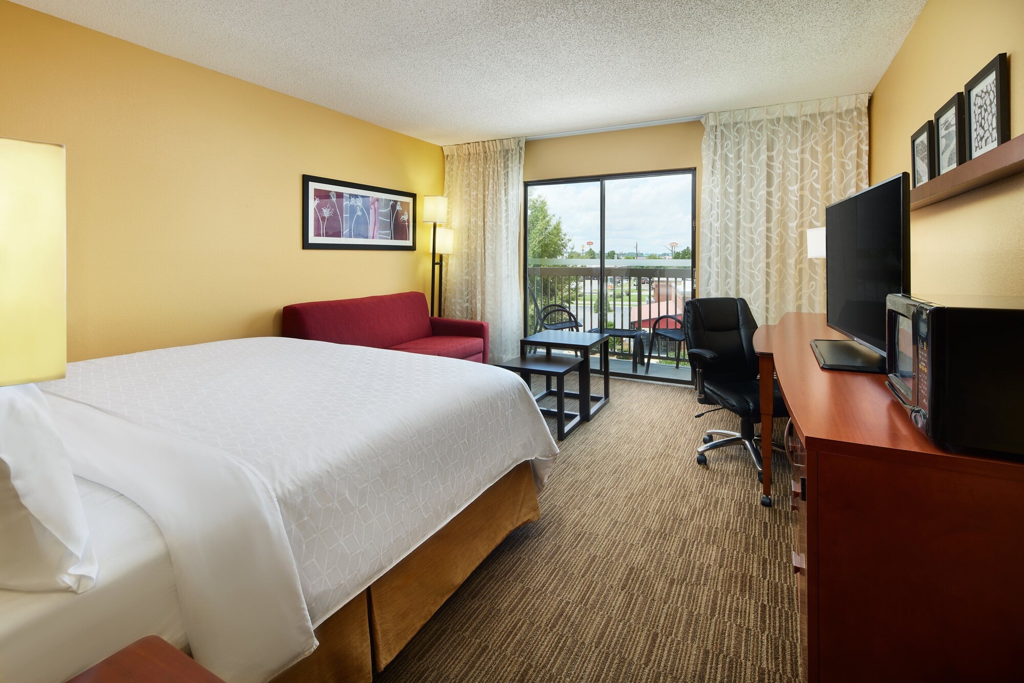 holiday inn express tifton by ihg