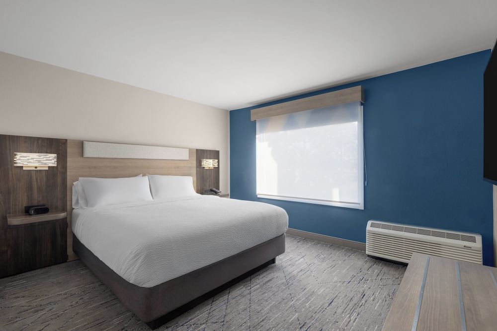 holiday inn express tifton by ihg