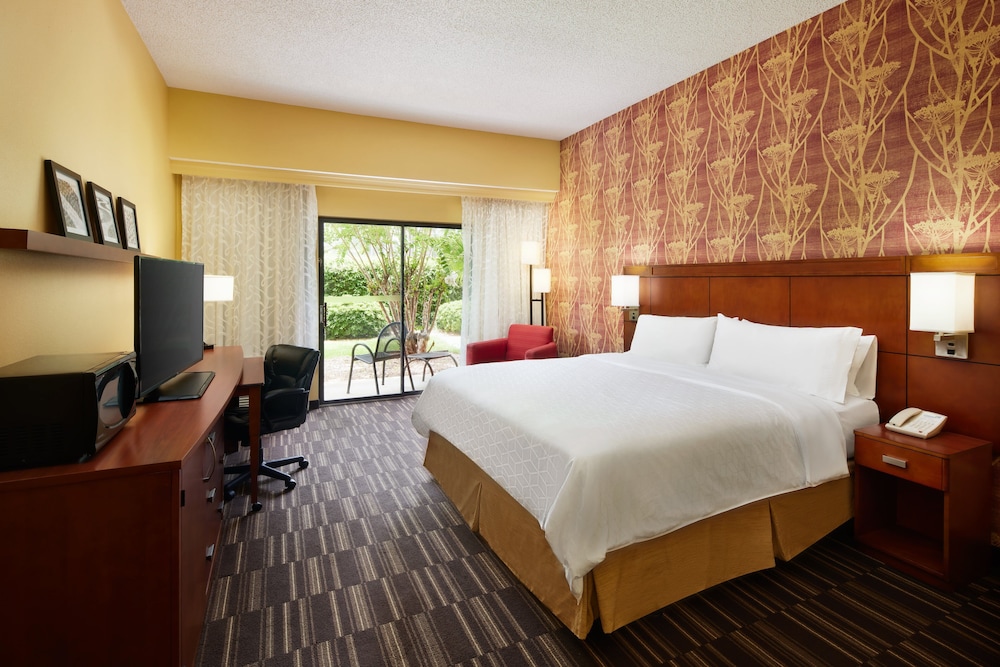 holiday inn express tifton by ihg