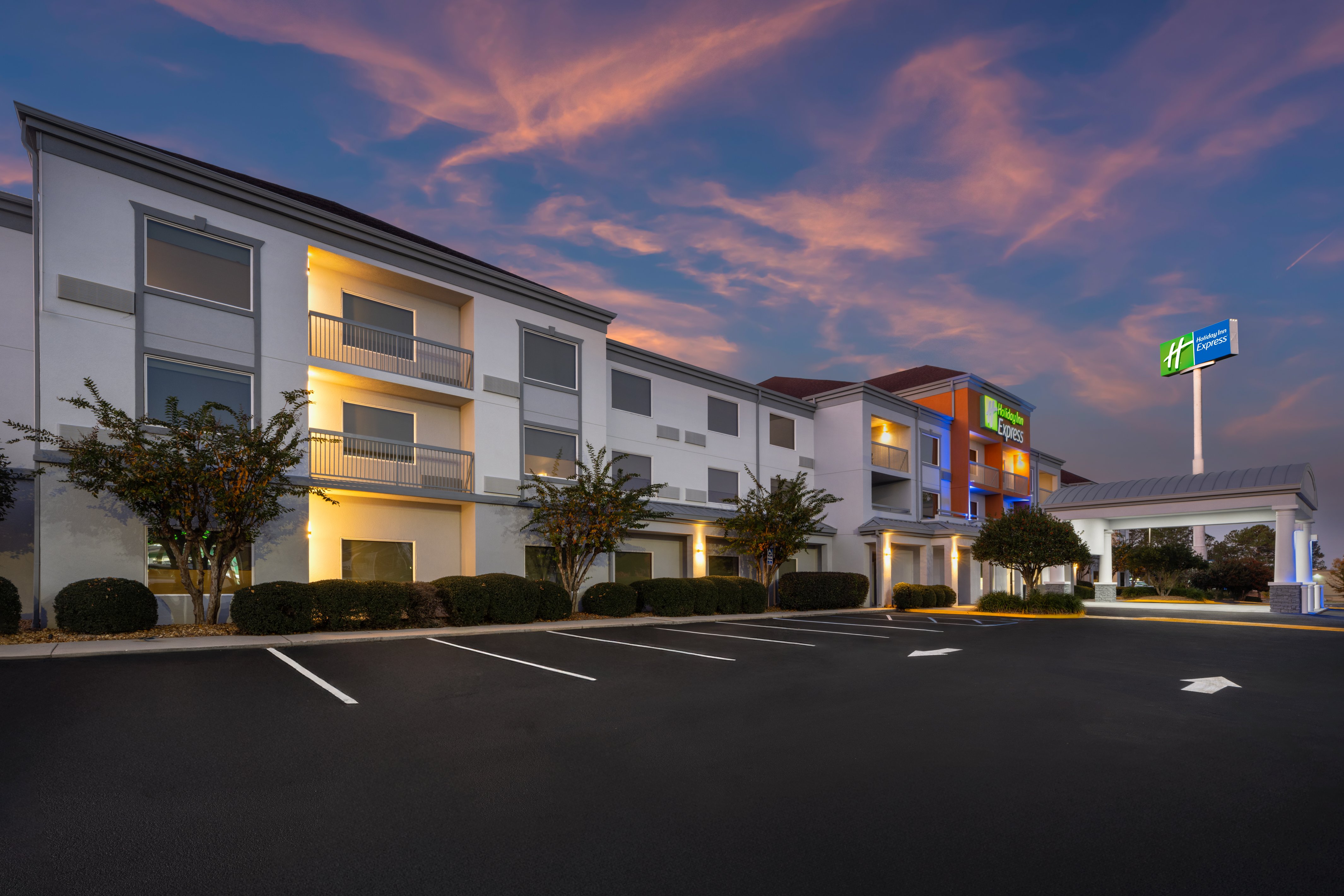 holiday inn express tifton by ihg