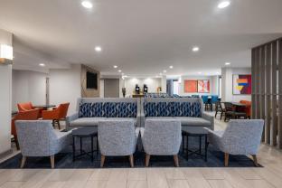 holiday inn express tifton by ihg
