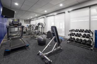 holiday inn express tifton by ihg