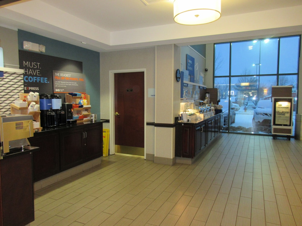 holiday inn express and suites north lima by ihg