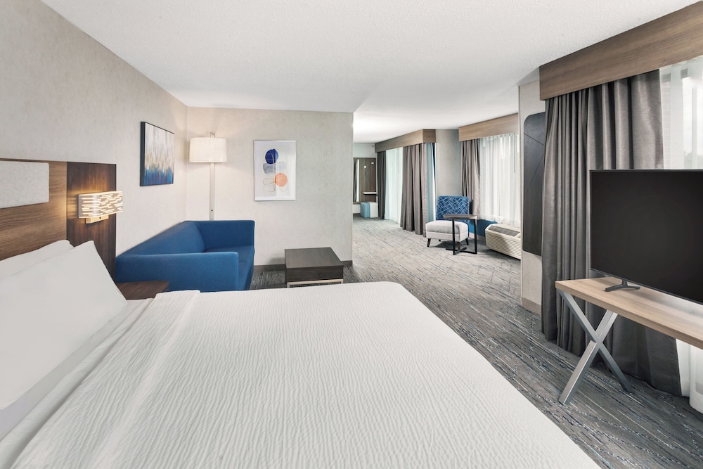 holiday inn express and suites north lima by ihg