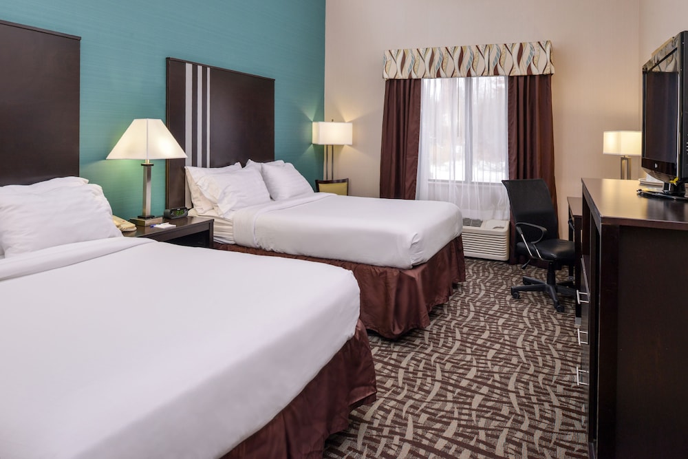 holiday inn express and suites north lima by ihg