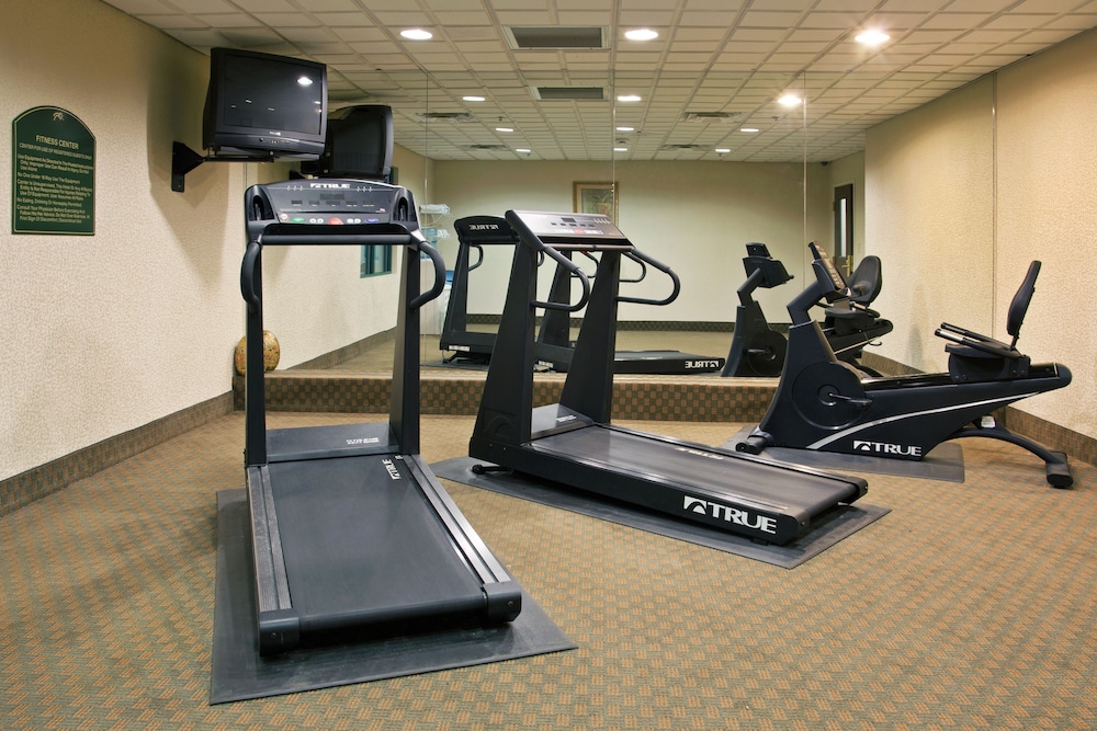 holiday inn express and suites north lima by ihg