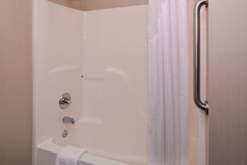 Holiday Inn Express & Suites North Lima By Ihg,Boardman>>Beaver Township,3 star