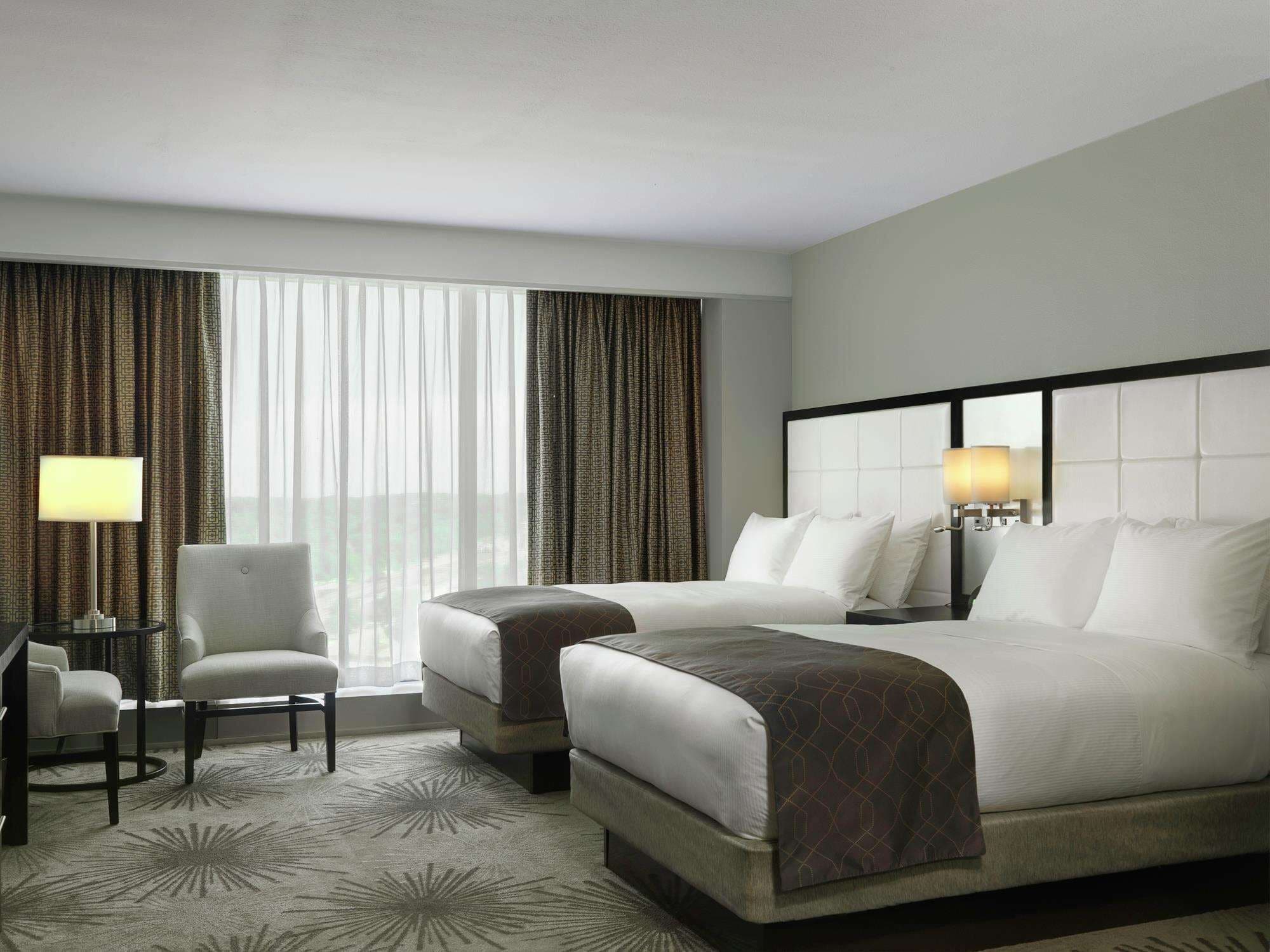 doubletree by hilton cedar rapids convention complex