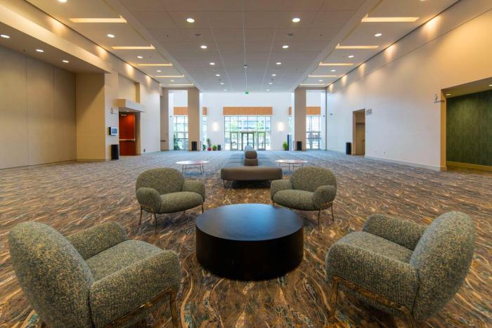 doubletree by hilton cedar rapids convention complex