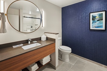 la quinta inn and suites by wyndham cedar rapids