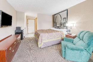 super 8 by wyndham neosho