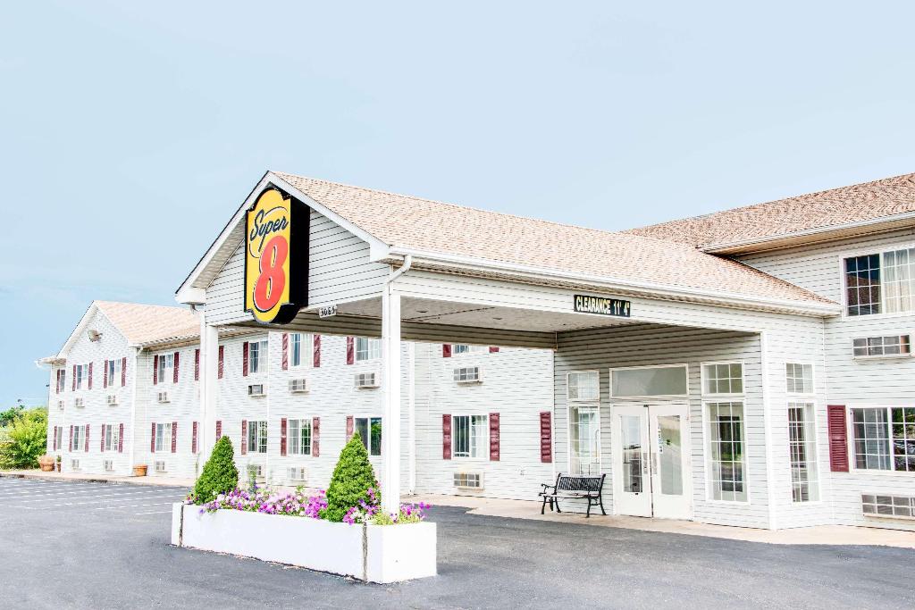 super 8 by wyndham neosho