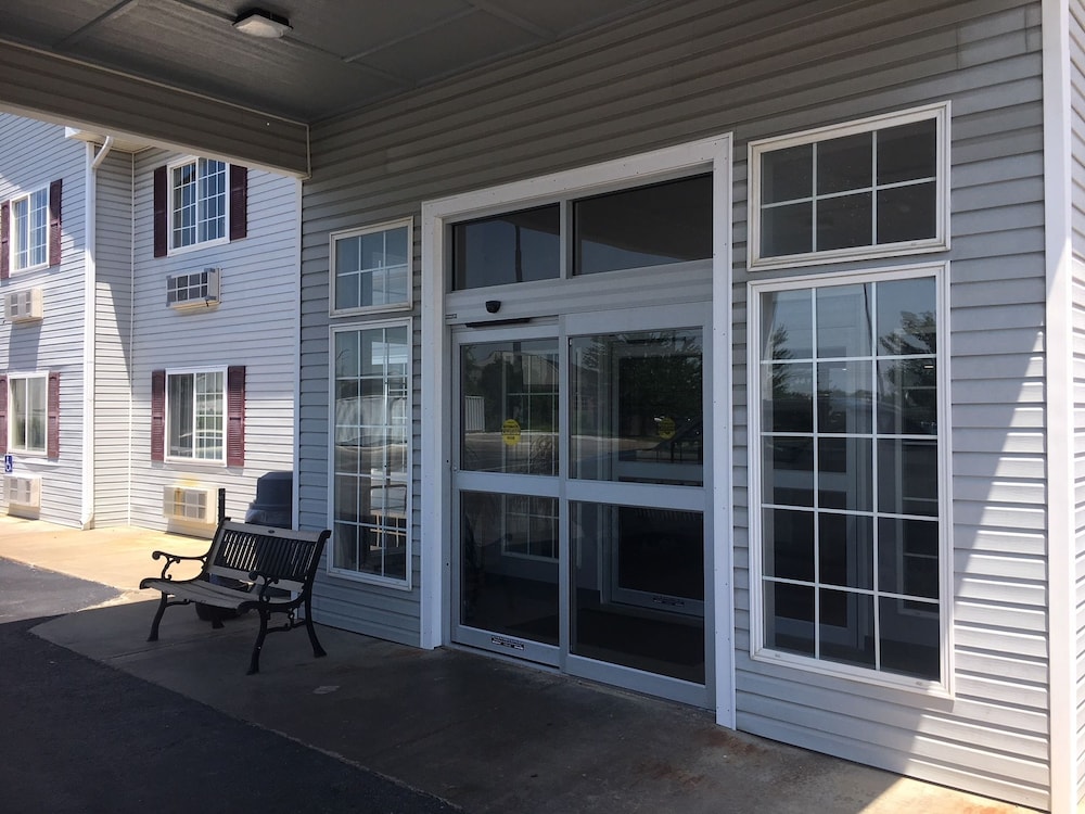 super 8 by wyndham neosho