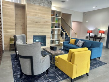 comfort inn and suites cartersville emerson lake point