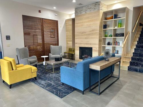 Comfort Inn & Suites Cartersville - Emerson Lake Point,In Cartersville,3 star