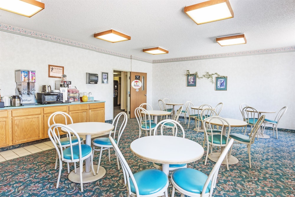 super 8 by wyndham willcox