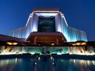 the ritz carlton bahrain
