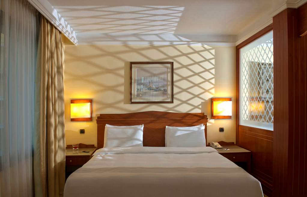 radisson blu martinez hotel beirut