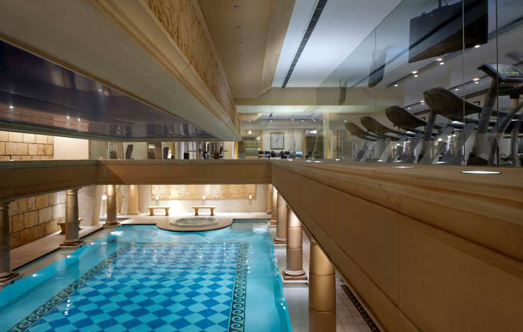 radisson blu martinez hotel beirut