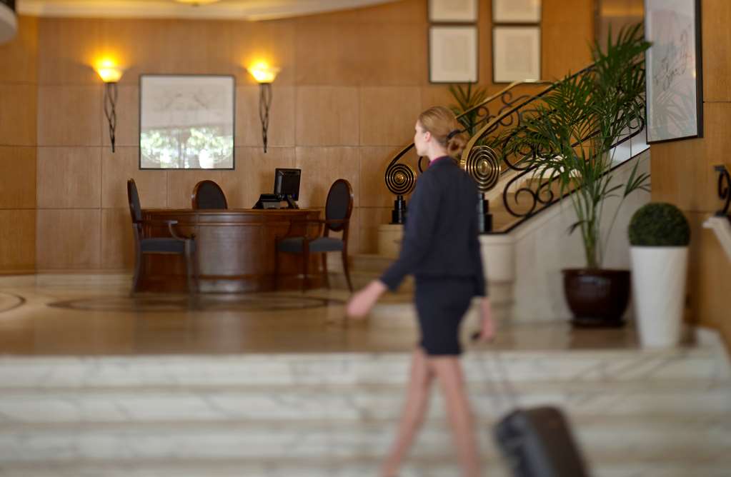 radisson blu martinez hotel beirut