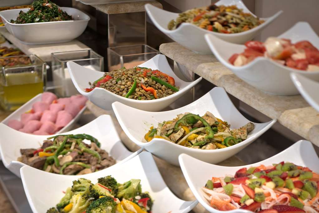 radisson blu martinez hotel beirut