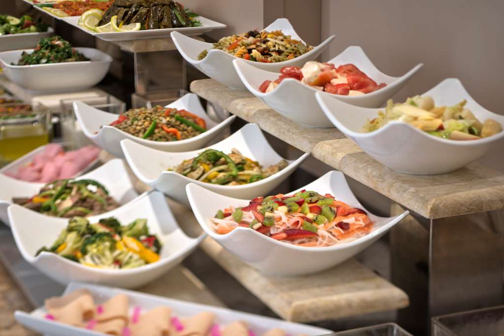 radisson blu martinez hotel beirut