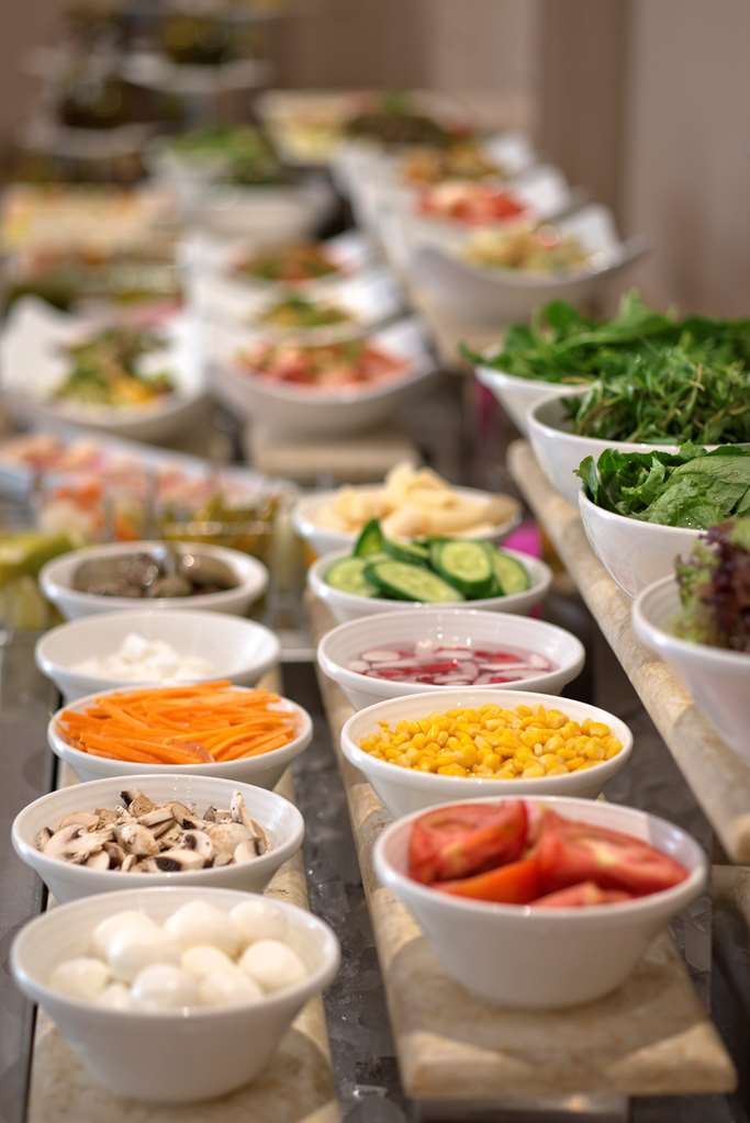 radisson blu martinez hotel beirut