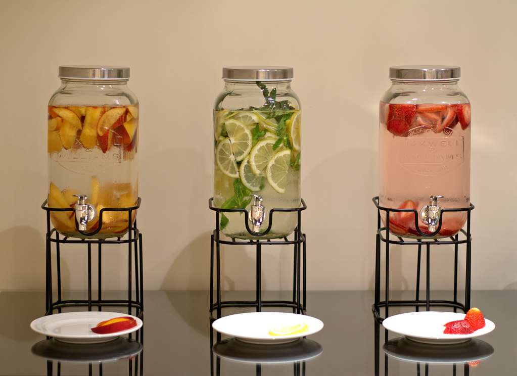 radisson blu martinez hotel beirut