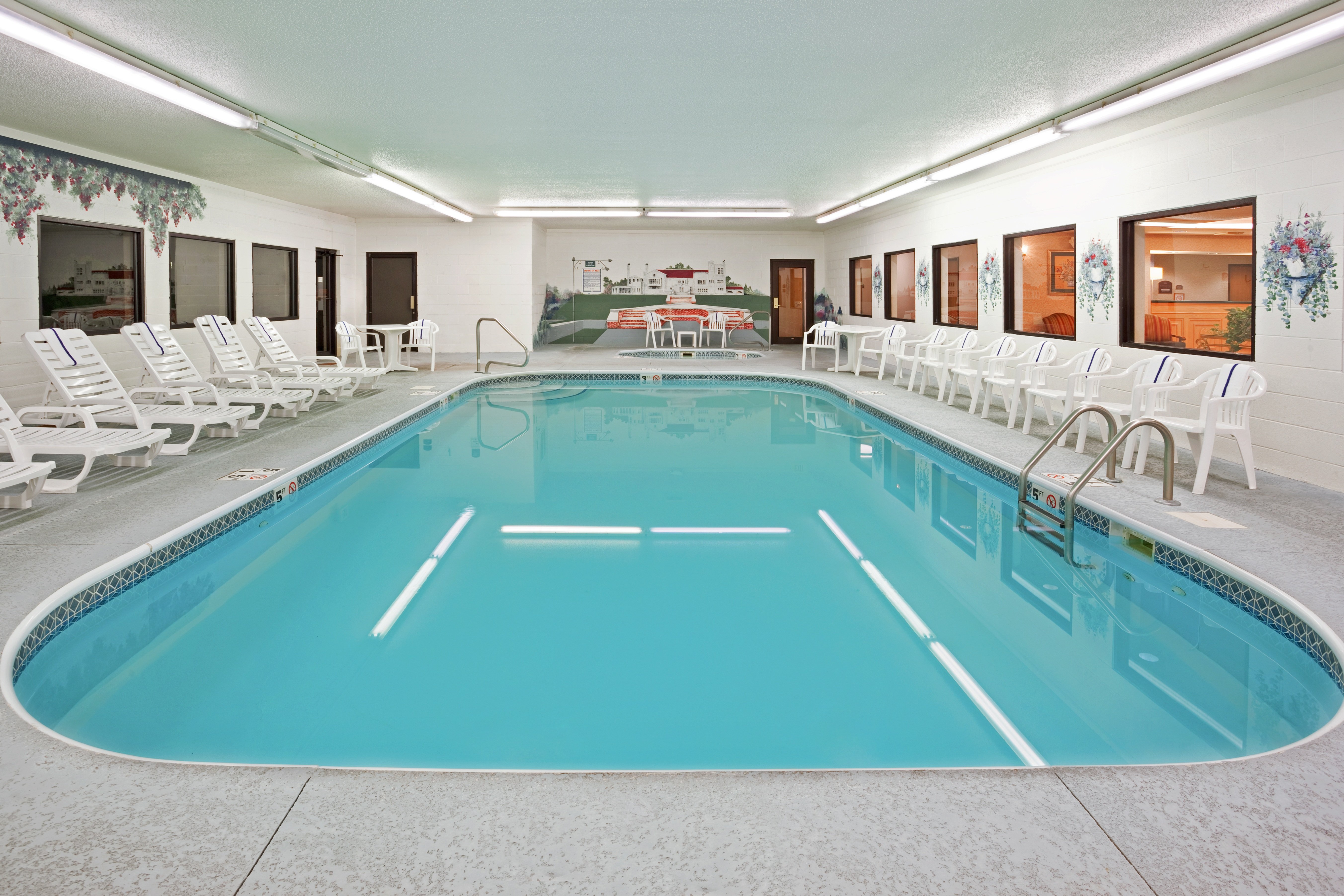 holiday inn express and suites alliance by ihg