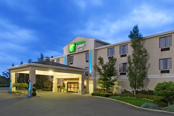 Holiday Inn Express & Suites Alliance By Ihg,Ohio>>Alliance,3 star
