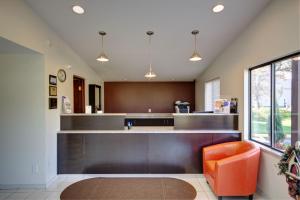 americas best value inn heath newark