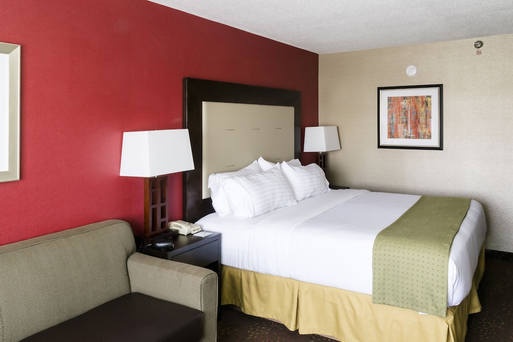 holiday inn express big rapids by ihg