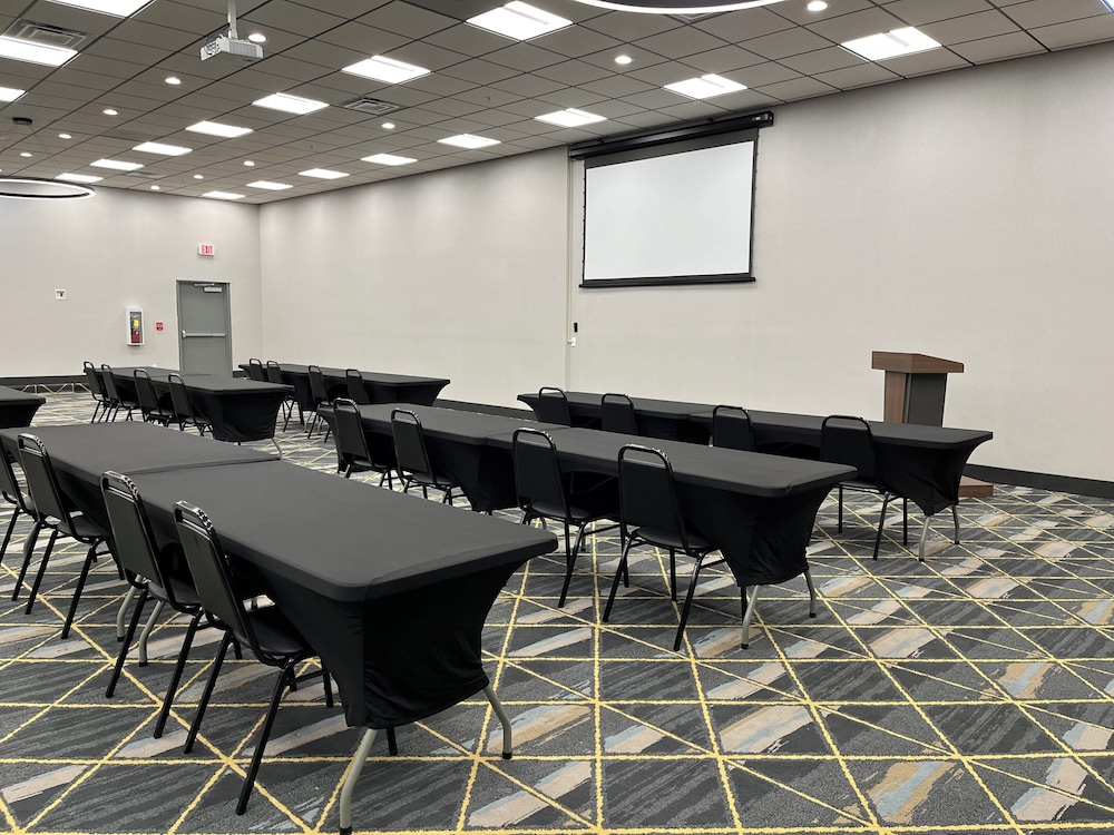 holiday inn express big rapids by ihg