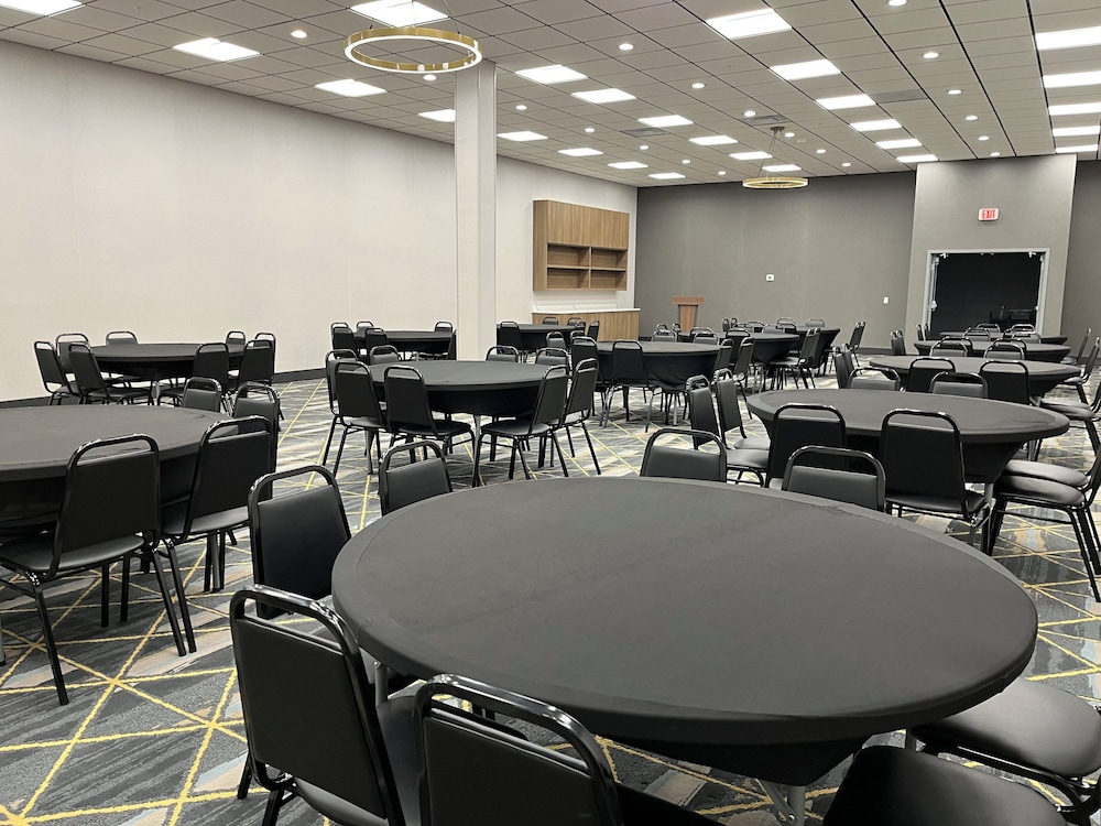 holiday inn express big rapids by ihg