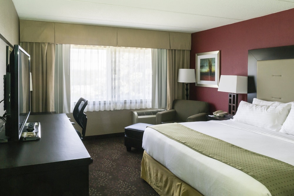 holiday inn express big rapids by ihg