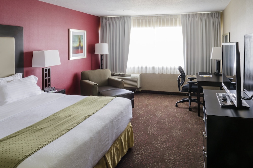 holiday inn express big rapids by ihg