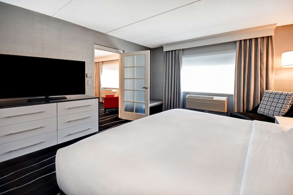 doubletree by hilton deadwood at cadillac jacks