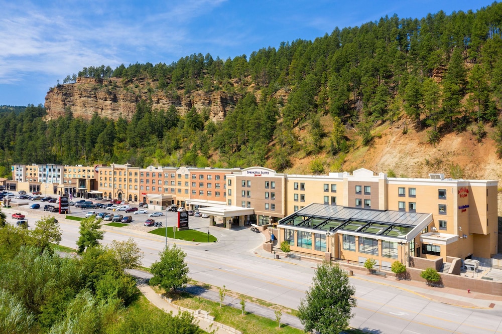 doubletree by hilton deadwood at cadillac jacks