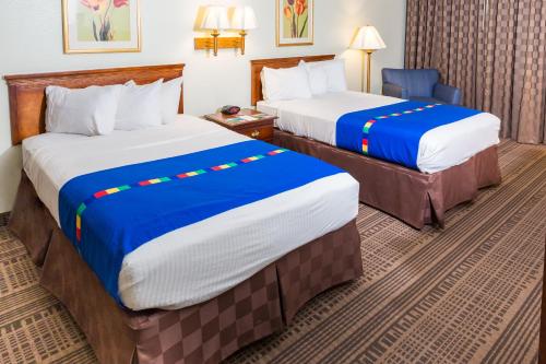 park inn by radisson sharon