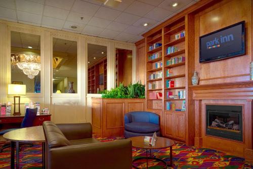 park inn by radisson sharon